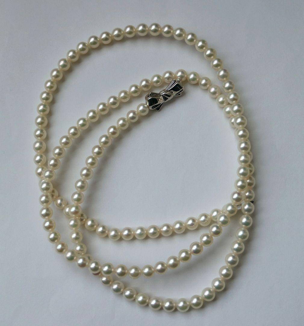 Tasaki long necklace featuring 6-6.5mm Akoya pearls on an 82.5cm silver chain with 925 clasp