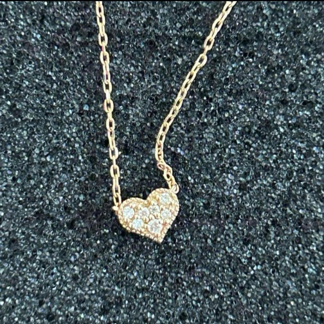 Agete K18 gold heart pave necklace with 7 small diamonds on a 40cm chain