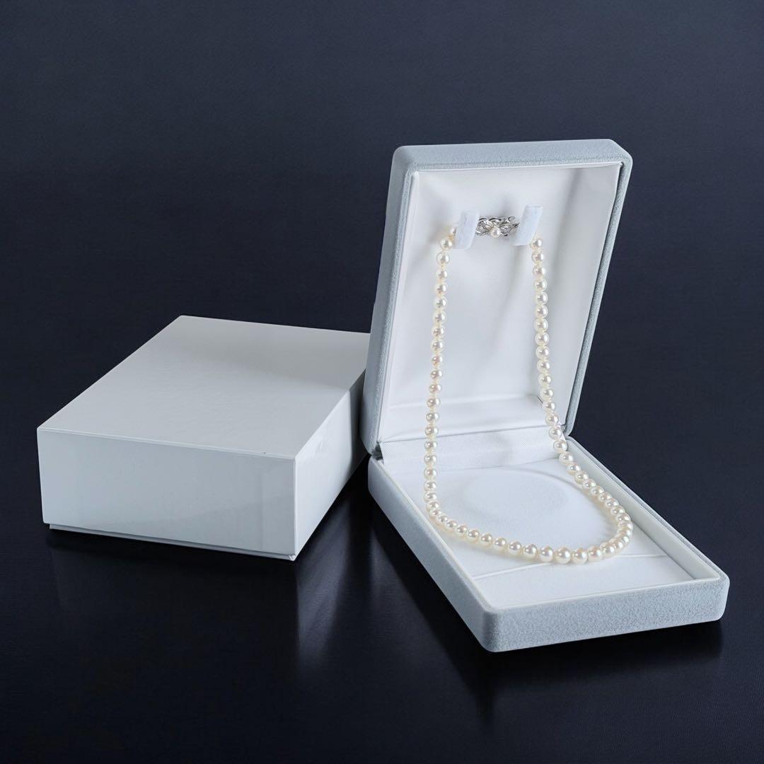 Hana-dama grade Mikimoto Akoya pearl necklace with round 6-5.5mm pearls and silver clasp in aurora pink color