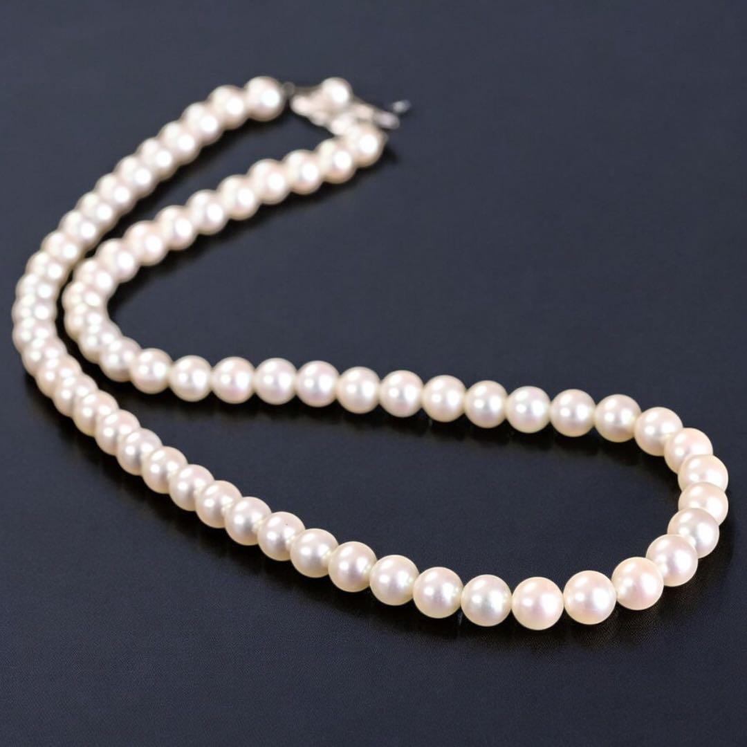 Hana-dama grade Mikimoto Akoya pearl necklace with round 6-5.5mm pearls and silver clasp in aurora pink color