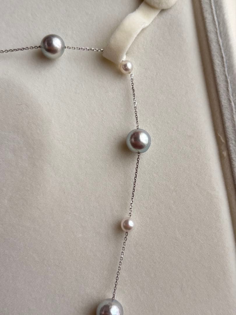 Akoya Pearl K18 Station Necklace featuring 8-8.5mm baroque and 4-4.5mm baby pearls on a 40-45cm gold chain