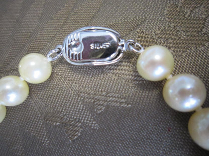 Aqua Pearl genuine light gold pearl necklace 44.5 cm with silver clasp and 7.9-8.5 mm pearls