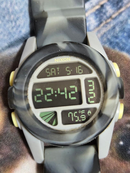 NIXON D6567 THE UNIT Digital Men's Watch — Japanese