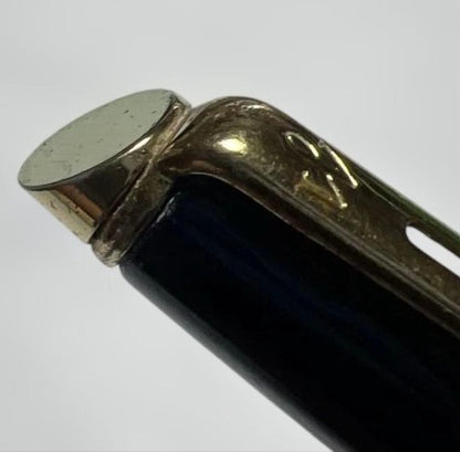 Waterman Metropolitan Essential mechanical pencil in black with gold decoration, twist type, 78mm length