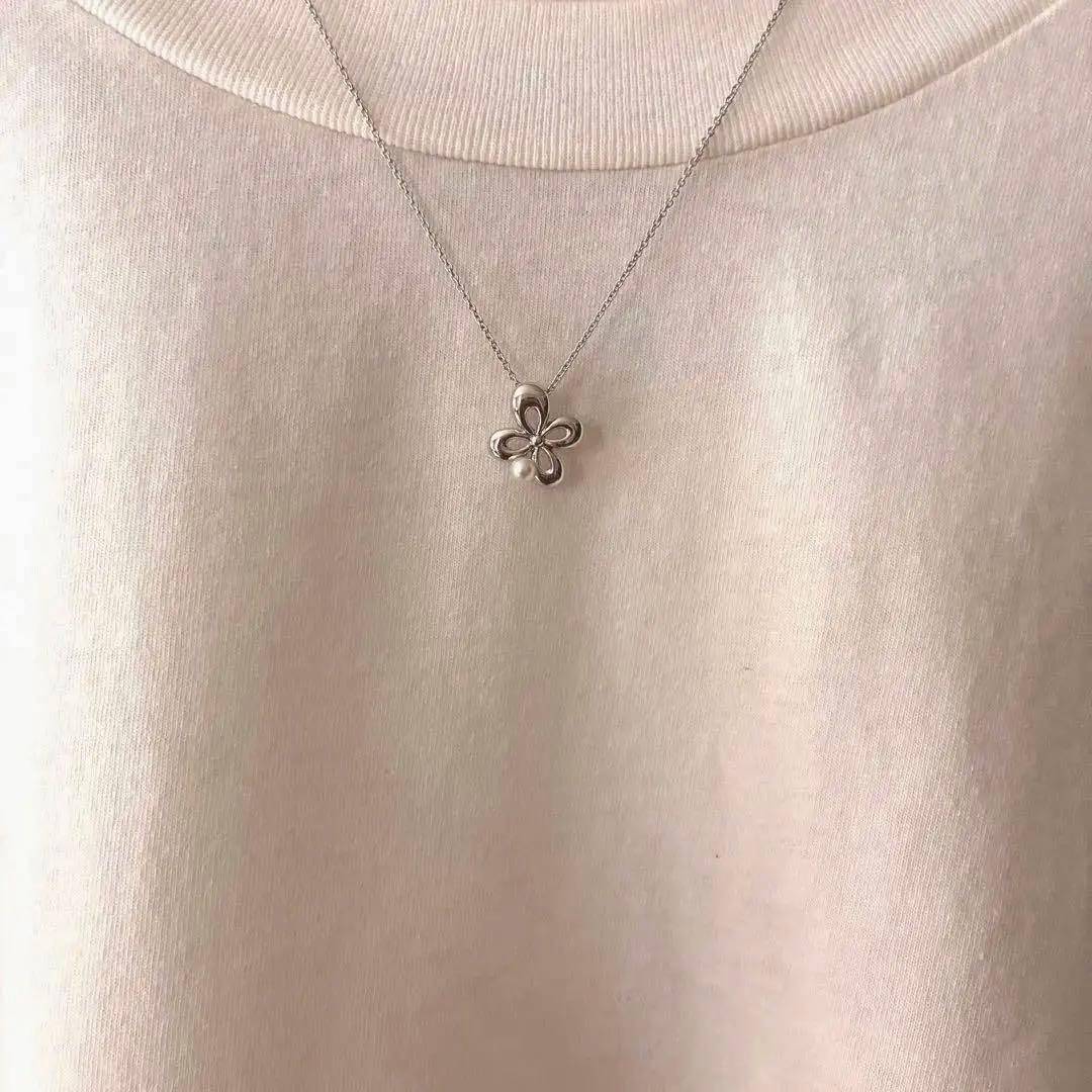 Tasaki pearl pendant necklace with silver 925 clover pendant and 40cm adjustable chain