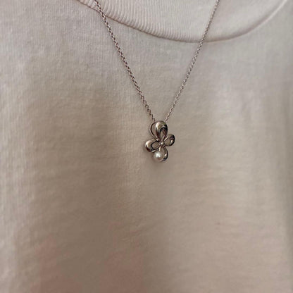 Tasaki pearl pendant necklace with silver 925 clover pendant and 40cm adjustable chain