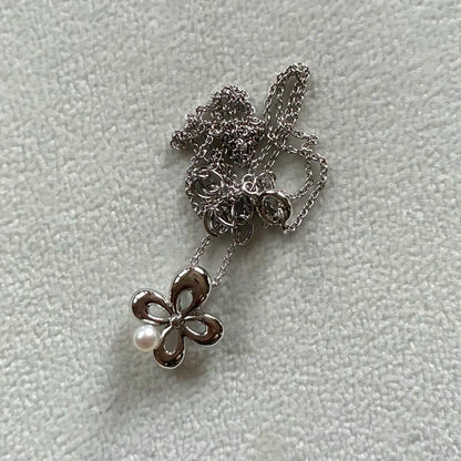 Tasaki pearl pendant necklace with silver 925 clover pendant and 40cm adjustable chain