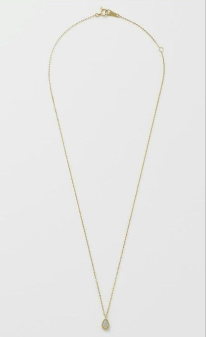 Agate K10 Opal necklace with 40cm gold chain and small 0.6cm by 0.4cm opal pendant