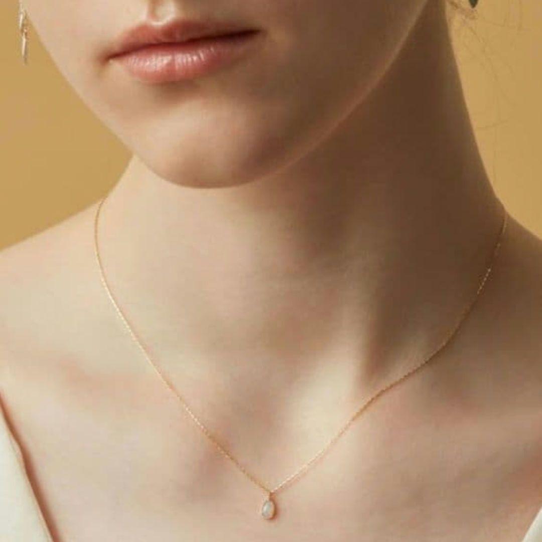 Agate K10 Opal necklace with 40cm gold chain and small 0.6cm by 0.4cm opal pendant