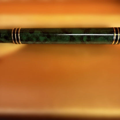 Waterman IDEAL fountain pen in marble green resin with 18K gold nib, displayed with box and ink cartridge