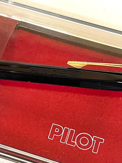 M36 PILOT pen and pencil set including a ballpoint pen and mechanical pencil in sleek design