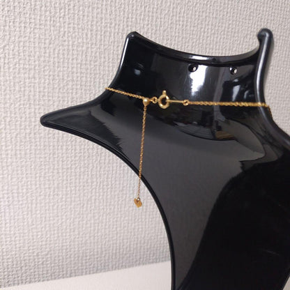 K18 Akoya pearl station necklace with large 10 mm Akoya pearls and a Tahitian pearl top on a 50 cm chain