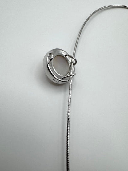 Tasaki Mabe Pearl Necklace featuring 13.8mm pearls, approximately 40cm long, weighing 13.1g