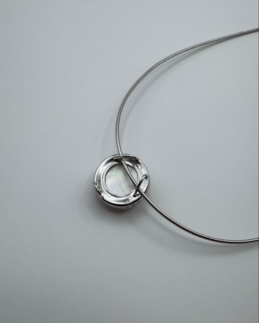 Tasaki Mabe Pearl Necklace featuring 13.8mm pearls, approximately 40cm long, weighing 13.1g