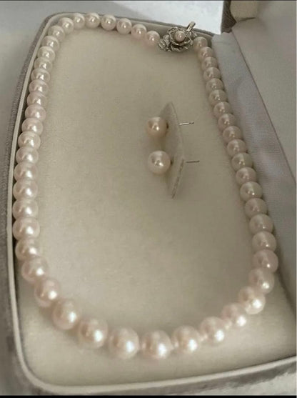 Akoya pearl necklace 8mm with matching 8.5mm pearl earrings in 14K white gold all knot finish