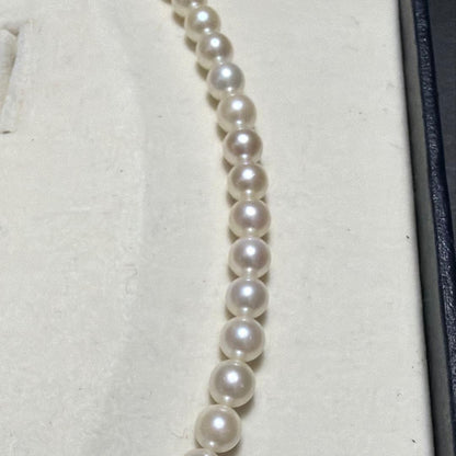 MIKIMOTO Akoya Pearl Necklace featuring 5.0-5.5mm diameter genuine pearls with high luster on a 38cm string