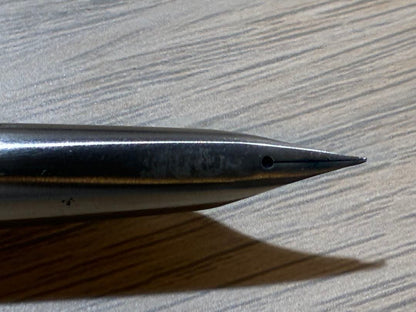Pilot Muse fountain pen Fine nib in used condition with visible small scratches
