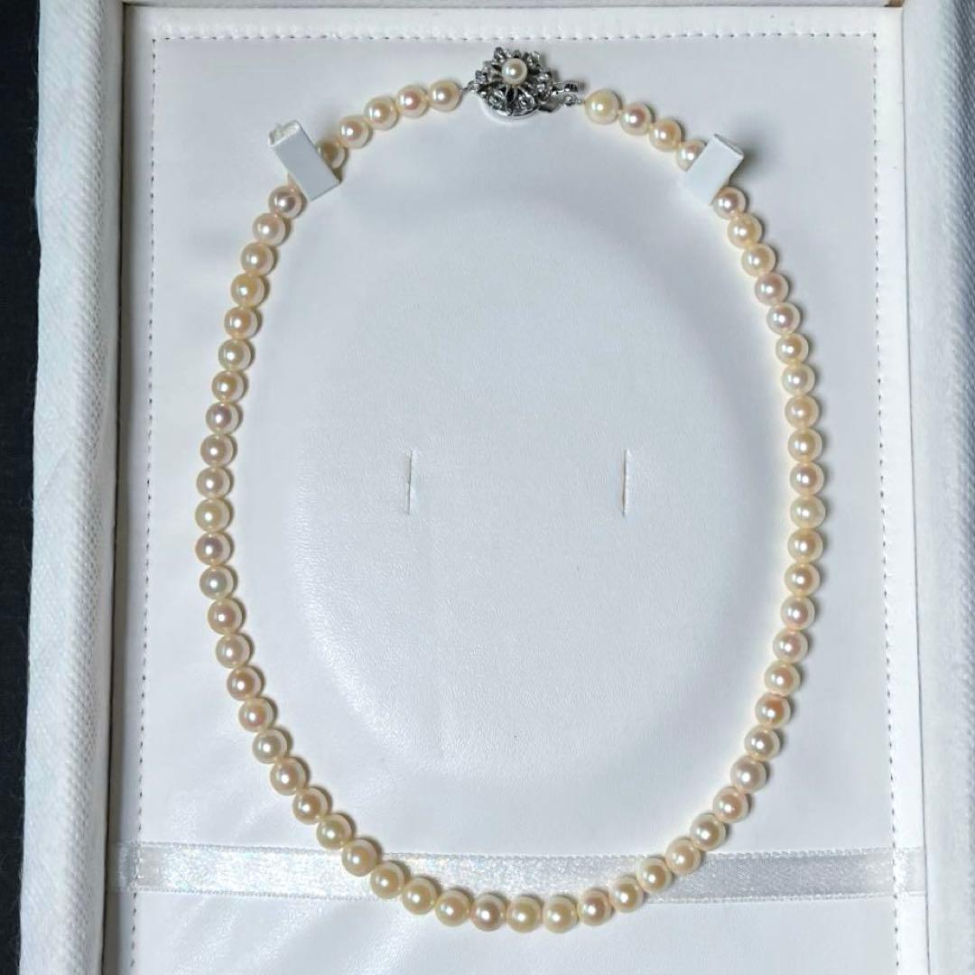 Akoya Pearl Teri Makii Necklace with 6.1 to 6.4 mm round white pearls and silver clasp