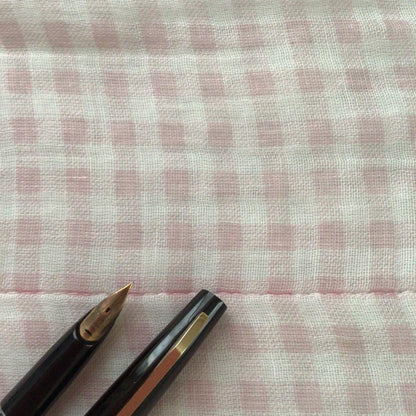 Pilot 14K gold Elite Manifold black fountain pen with cartridge style and slight nib tarnish
