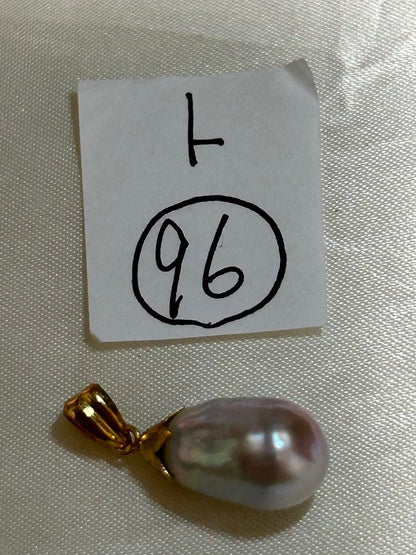 Akoya oyster shell genuine baroque pearl pendant top with natural silver color and K18 engraved ventral ring