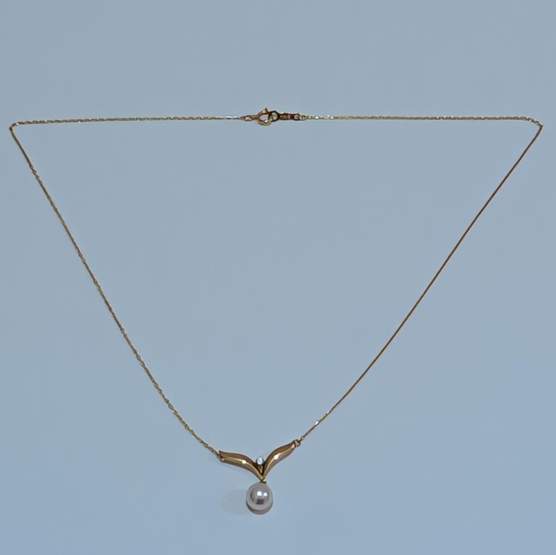 Mikimoto pearl and diamond necklace in 18K yellow gold with 7.0mm pearl and 40cm chain