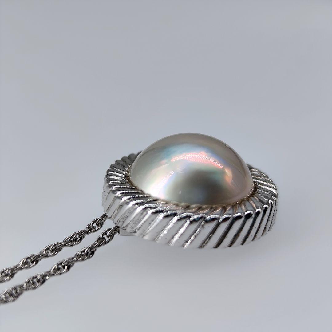 Tasaki pearl necklace with large 15mm mother-of-pearl pearls on a 62cm silver chain with T-Stamp