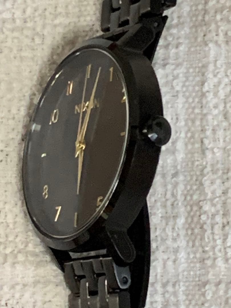 NIXON Arrow A1090 Quartz Men's Watch — Japanese