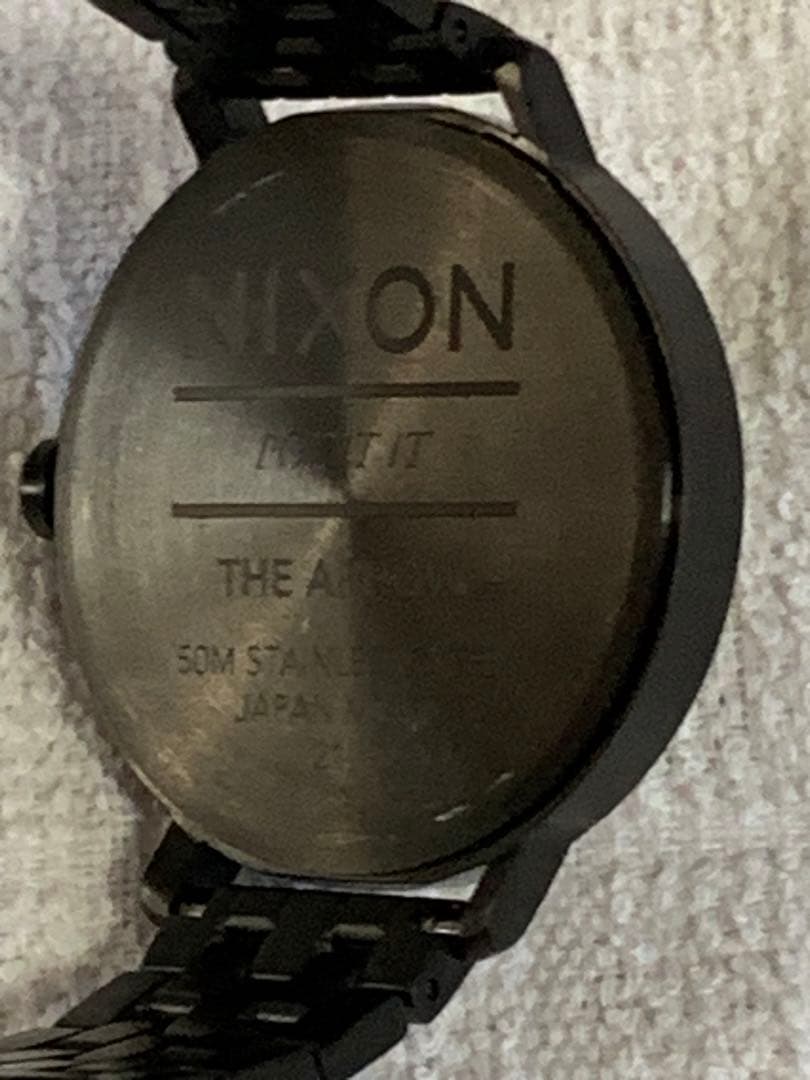 NIXON Arrow A1090 Quartz Men's Watch — Japanese