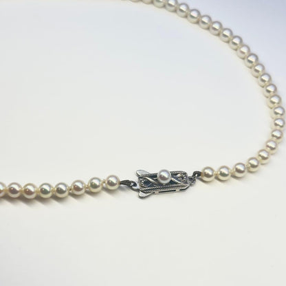 Mikimoto silver necklace with baby pearls sized 4.4-4.9mm, 36 cm length