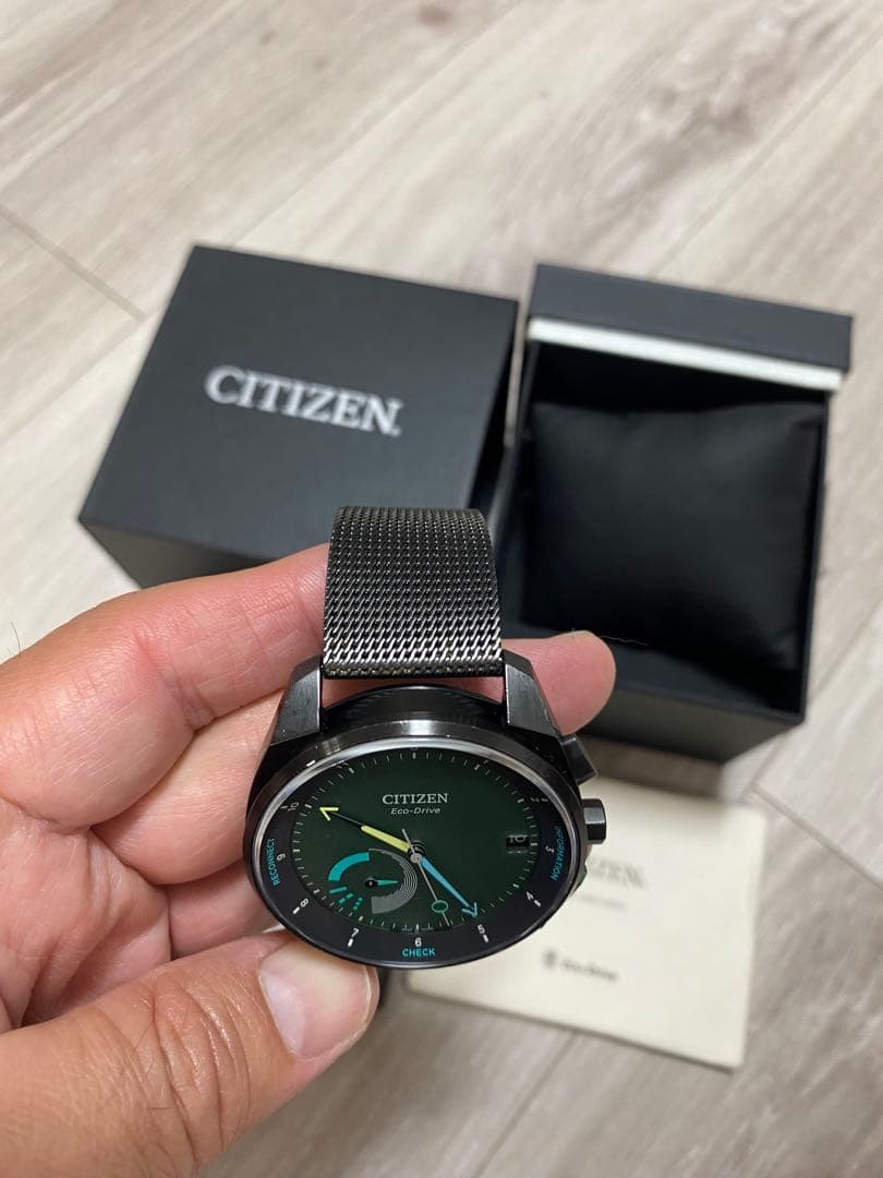 Citizen モデル名：スマートウォッチ エコドライブ リィイバー Solar Men's Watch — Japanese