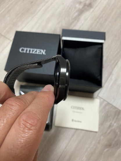 Citizen モデル名：スマートウォッチ エコドライブ リィイバー Solar Men's Watch — Japanese