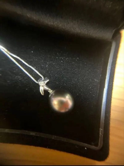 Tasaki large Southern Nacre black pearl necklace in white gold with diamonds and matching platinum pearl earrings set