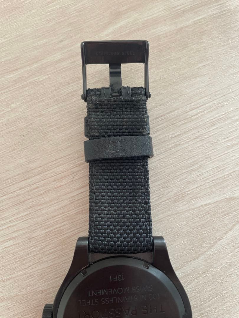 NIXON Jet Set the Passport All Black Analog Men's Watch — Japanese