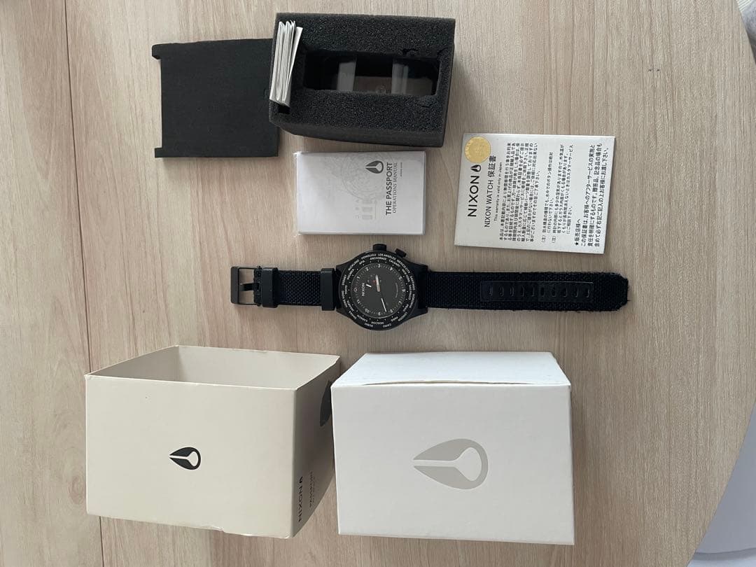 NIXON Jet Set the Passport All Black Analog Men's Watch — Japanese