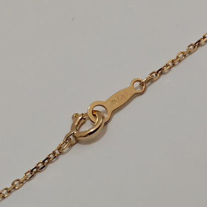 Mikimoto pearl necklace with 3.9mm pearls set on 40cm 18K yellow gold chain