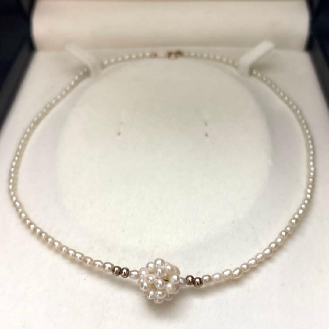 K18 gold necklace with natural white Akoya baby pearls sized 2.5-3mm on a 39cm chain