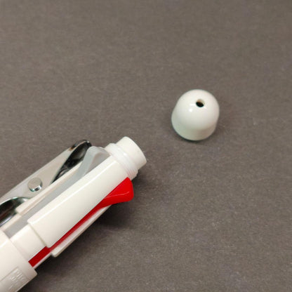 PILOT Fure Fure Beatnic Multi-Function Pen in white with Fure Fure mechanism, unused and sealed