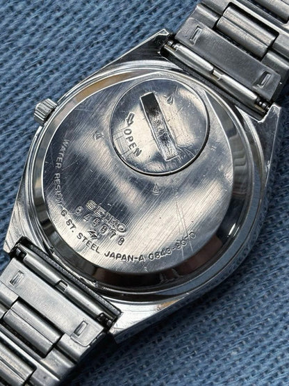 SEIKO Special Dial 1976 Quartz Men's Watch — Japanese