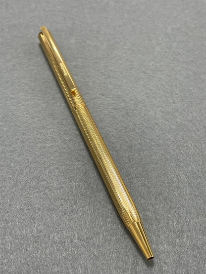 Pilot Gros Series 22KGP gold-plated twist ballpoint pen with sleek design and comfortable grip