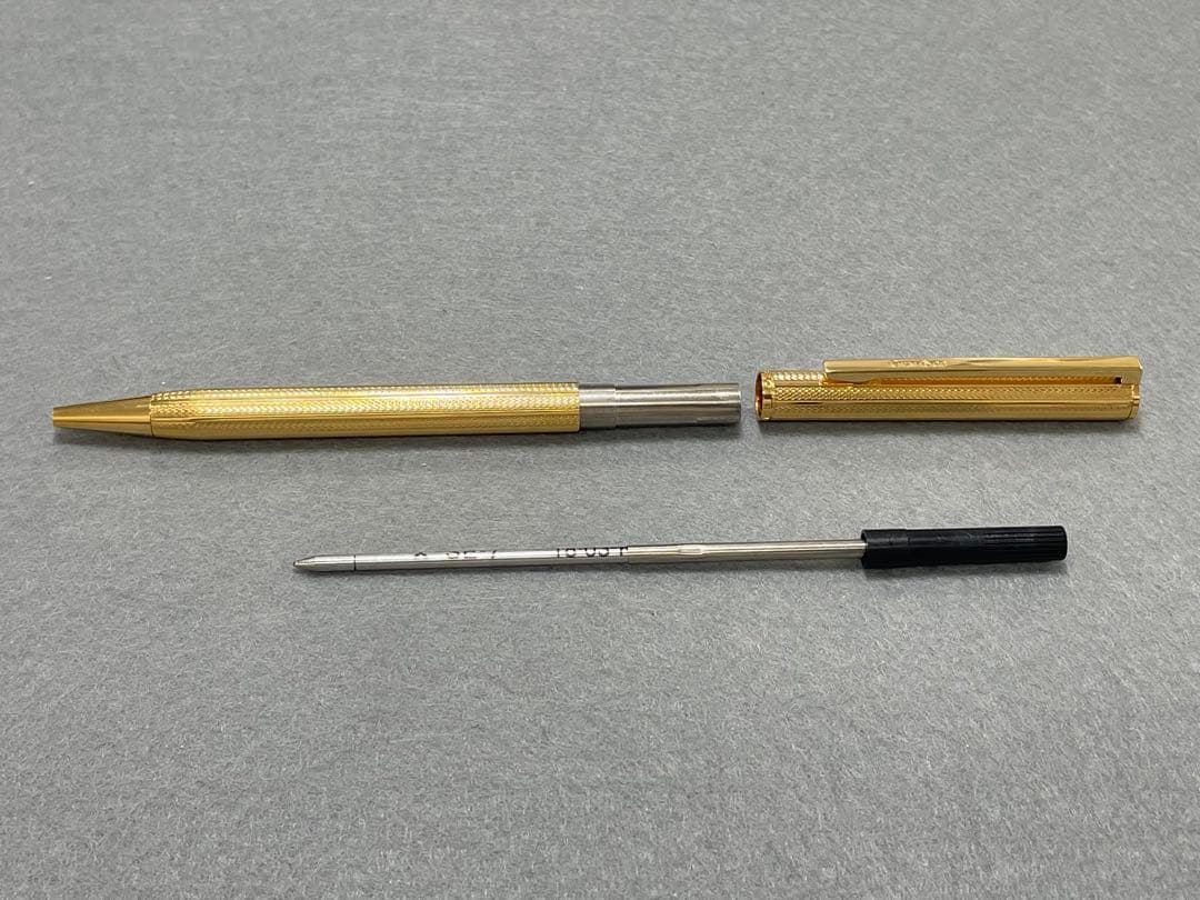 Pilot Gros Series 22KGP gold-plated twist ballpoint pen with sleek design and comfortable grip