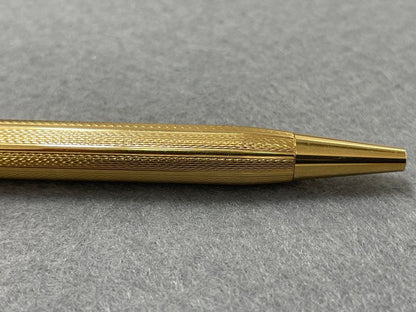 Pilot Gros Series 22KGP gold-plated twist ballpoint pen with sleek design and comfortable grip