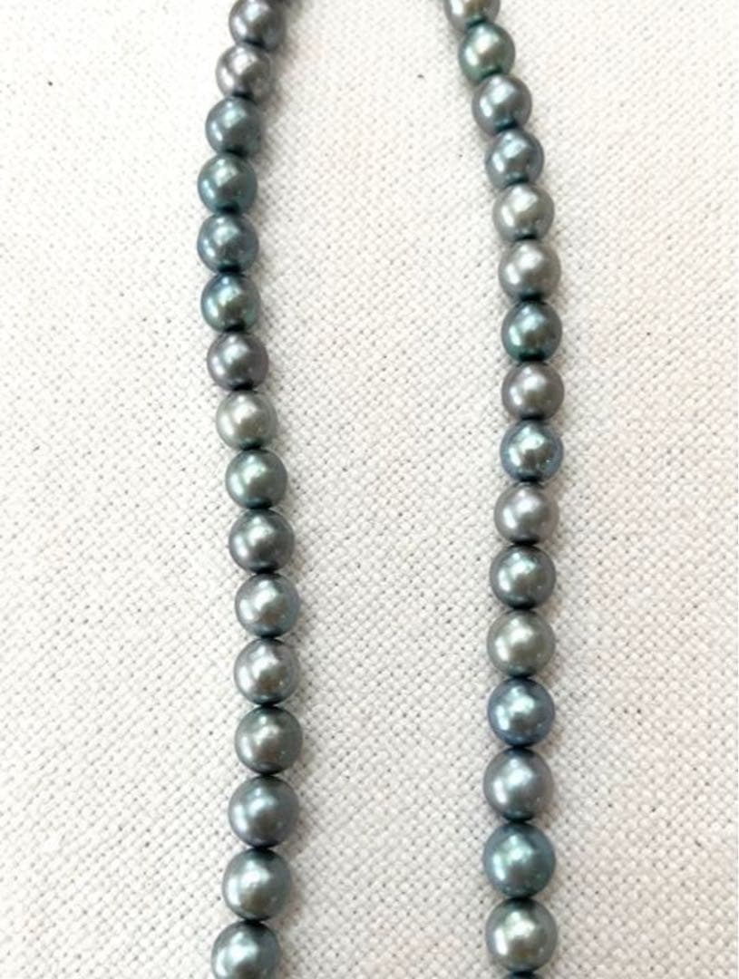 Elegant pearl necklace with 6.5 to 7mm pearls measuring 53 cm including clasp