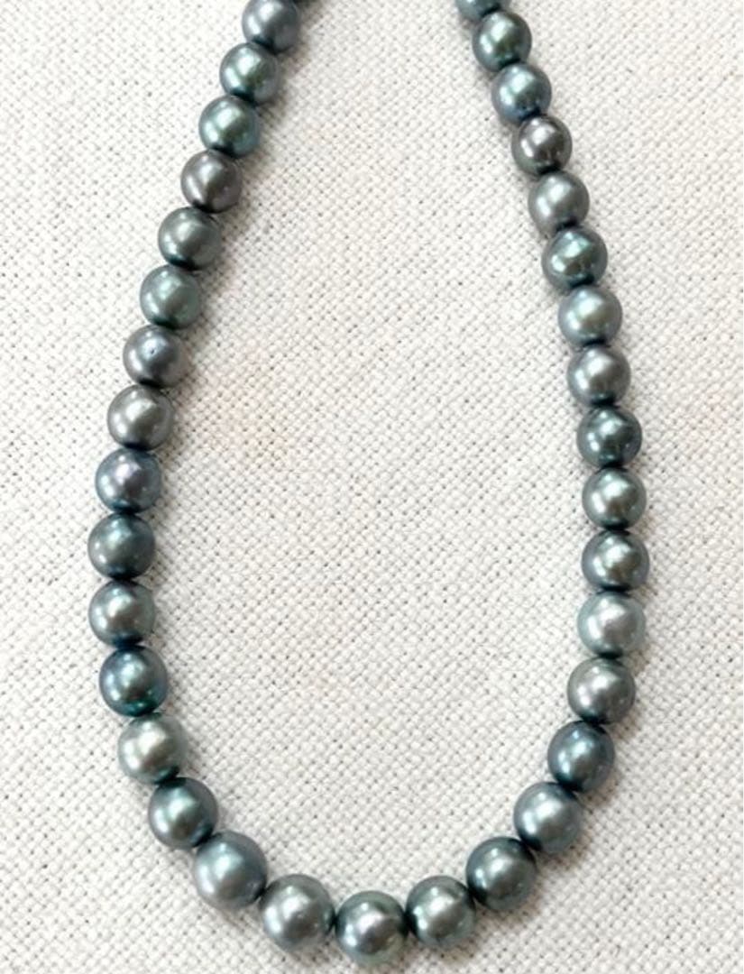 Elegant pearl necklace with 6.5 to 7mm pearls measuring 53 cm including clasp