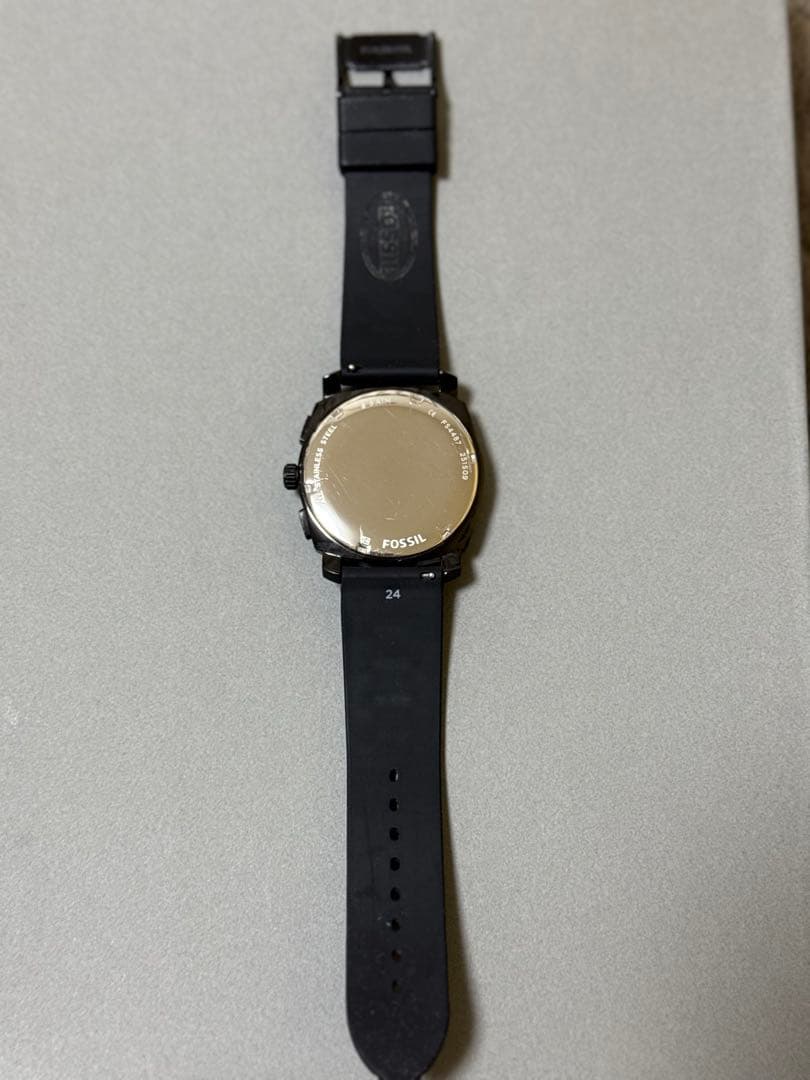 FOSSIL Black Quartz Men's Watch — Japanese