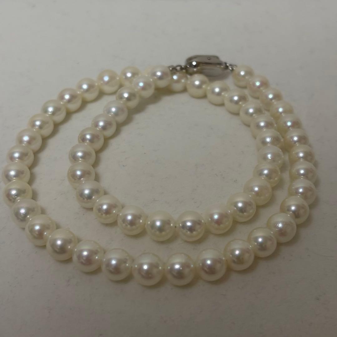Tenyo Class Akoya pearl necklace and matching earrings with 7.5mm pearls and silver and K18 settings