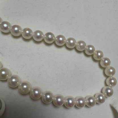 Tenyo Class Akoya pearl necklace and matching earrings with 7.5mm pearls and silver and K18 settings