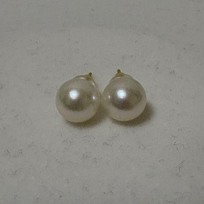 Tenyo Class Akoya pearl necklace and matching earrings with 7.5mm pearls and silver and K18 settings