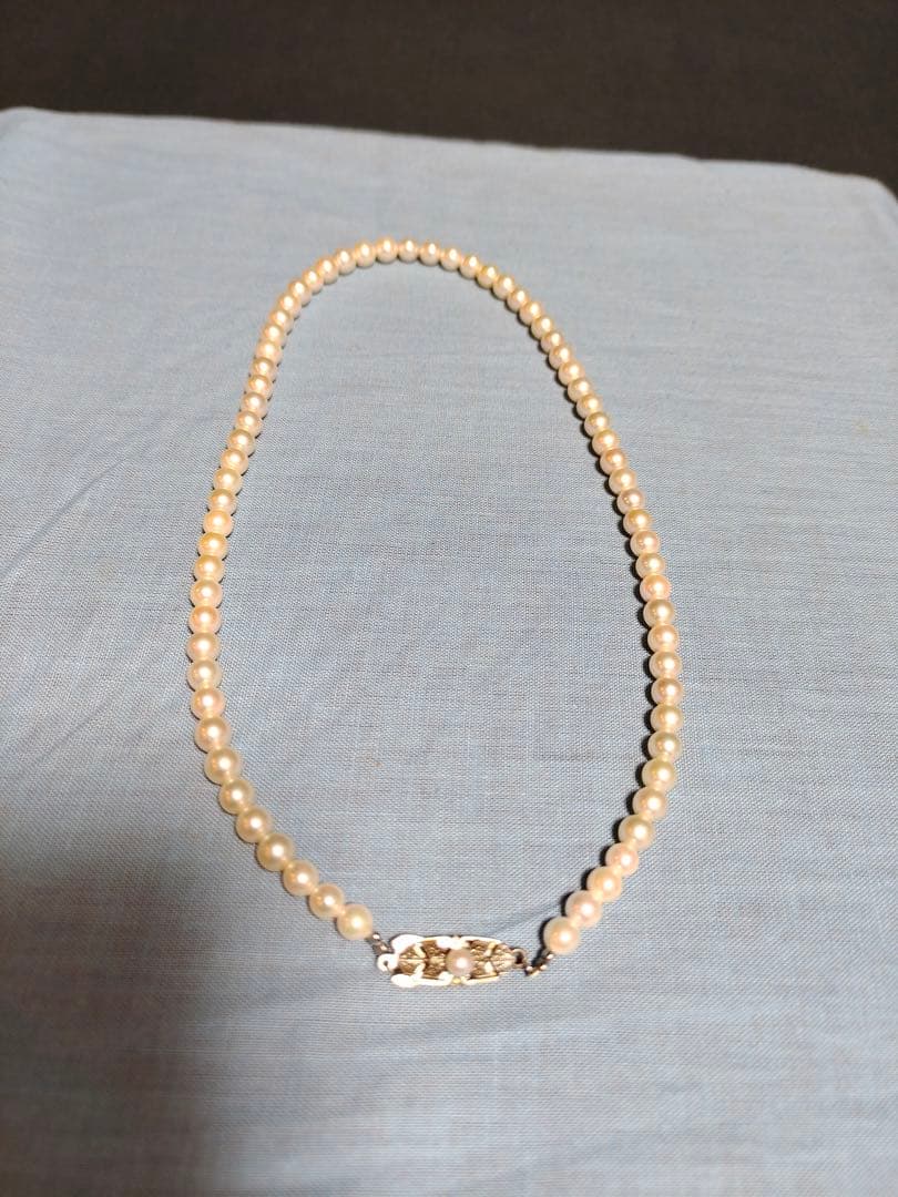 Mikimoto silver necklace with a single 5.8mm genuine pearl pendant weighing 20 grams