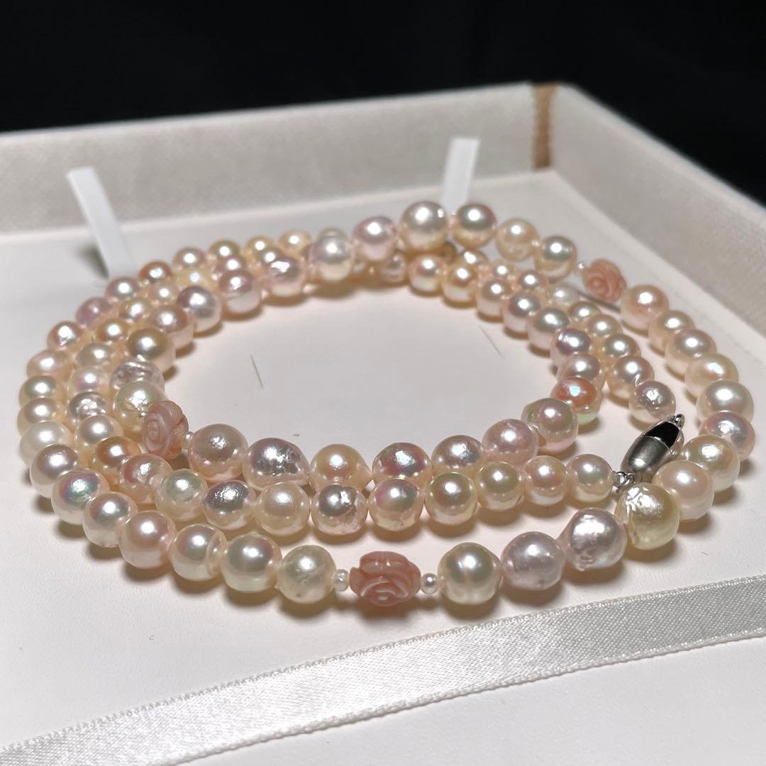Shell Rose and Akoya Pearl long necklace with 6.5-9.5mm pearls measuring approximately 80.1 cm