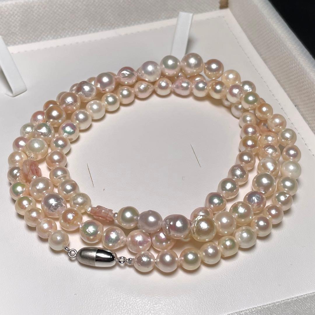 Shell Rose and Akoya Pearl long necklace with 6.5-9.5mm pearls measuring approximately 80.1 cm